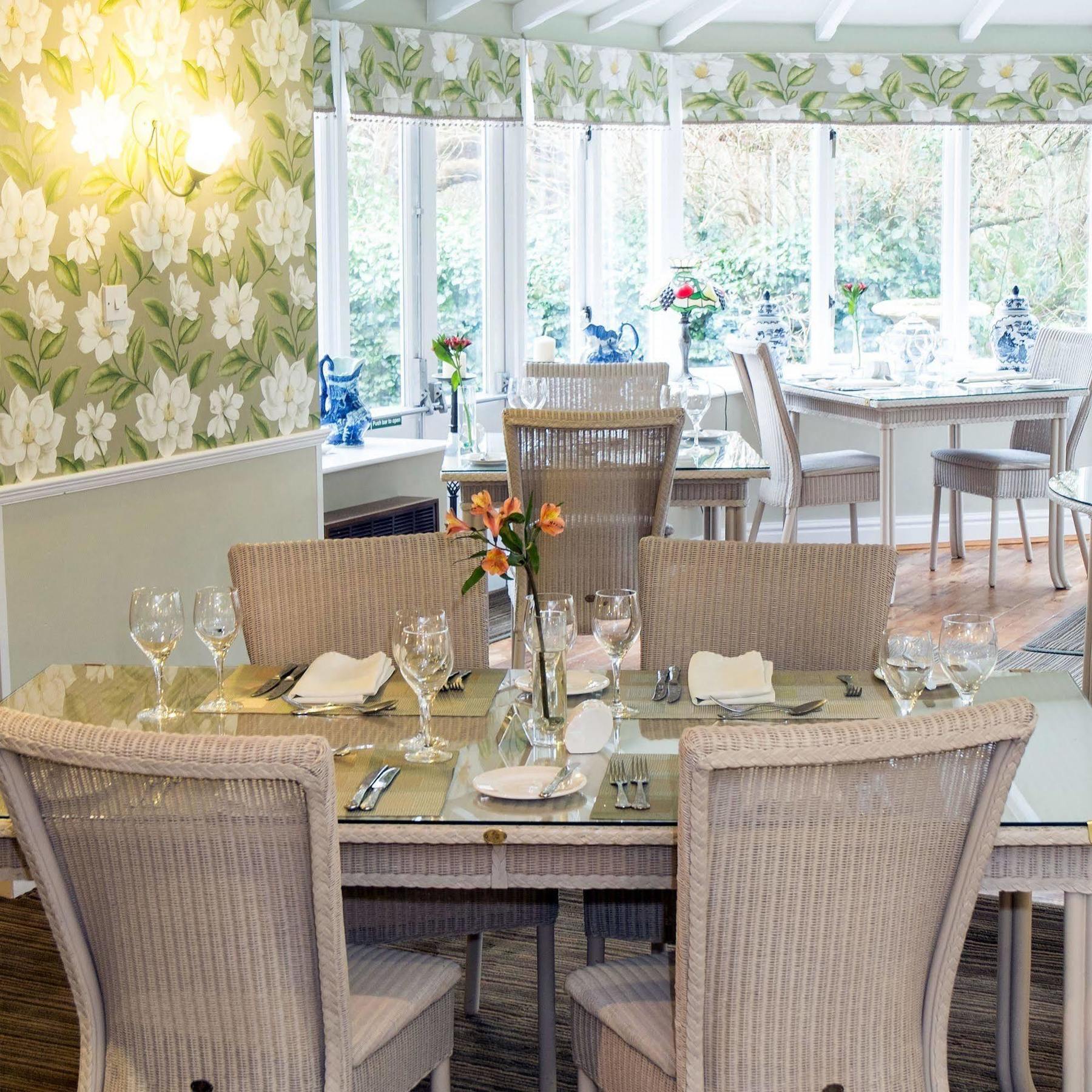 Wilton Court Restaurant With Rooms Ross-on-Wye Exterior photo