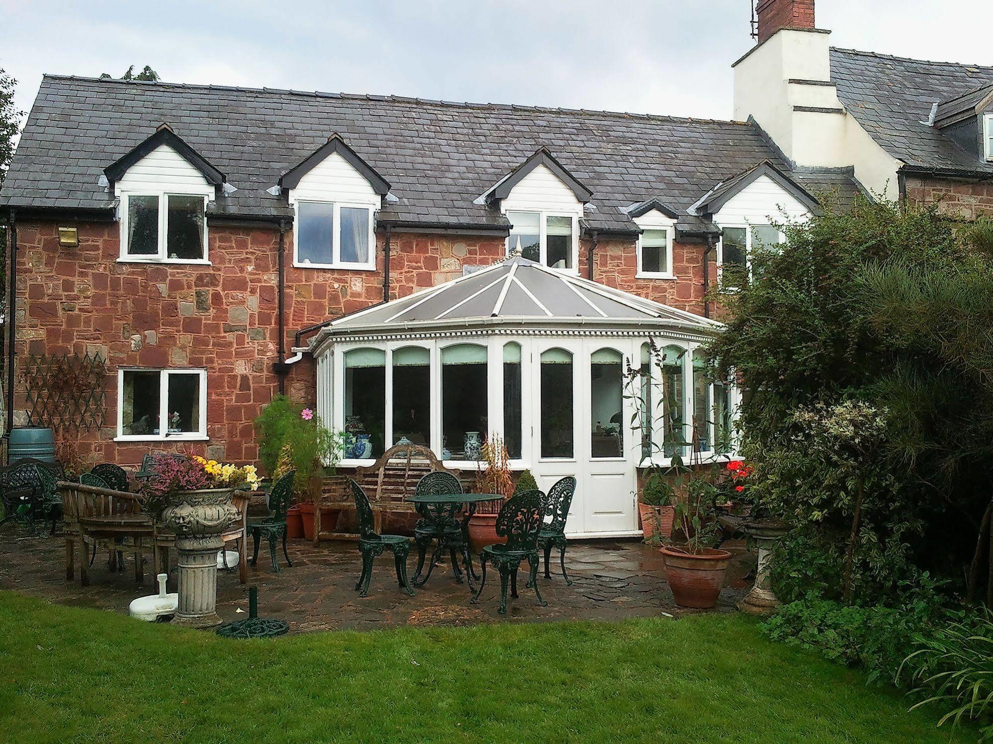 Wilton Court Restaurant With Rooms Ross-on-Wye Exterior photo